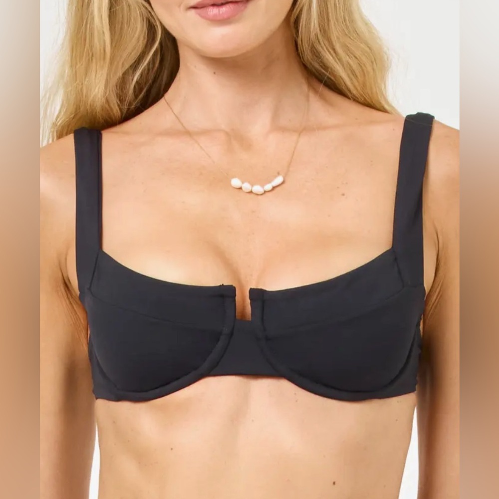 NWT L*Space Coast to Coast Underwire Black Bikini Top - Size D Cup